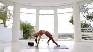 Briohny Smyth AloMoves Fluid Flexibility Flows