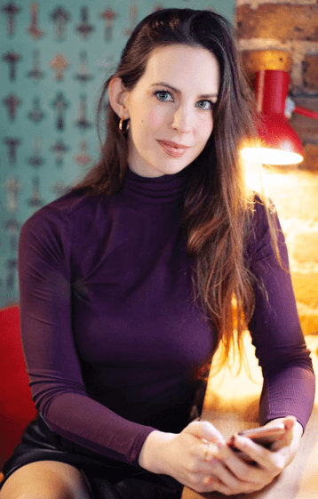Hayley-Quinn-Unite-Men-1