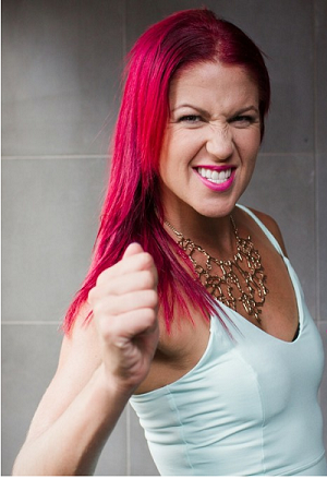 Kat Loterzo Multiple 6-Figures With Low-End Info Products and Memberships