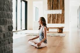 Tara Stiles Simplify Home Retreat with Tara