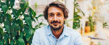 Super Lumen – The LinkedIn Ads Course Super Lumen - The LinkedIn Ads Course