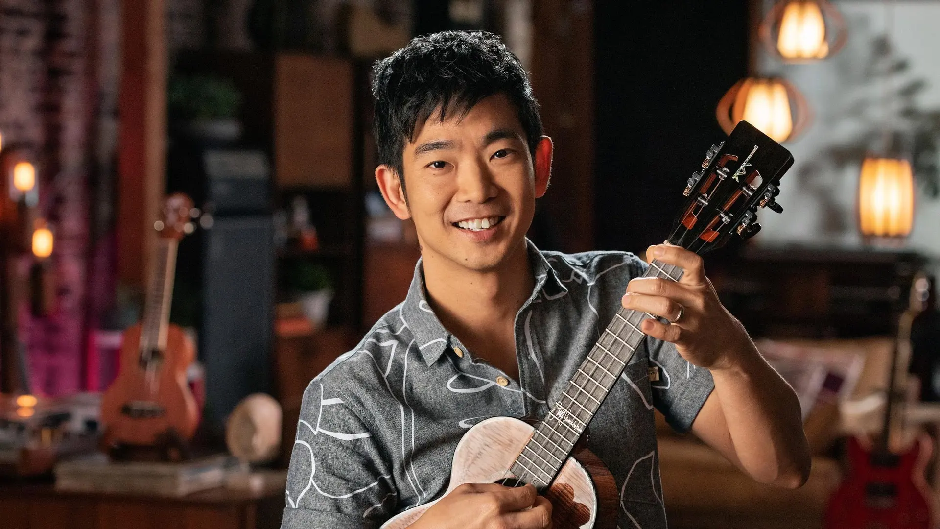 Jake Shimabukuro - MasterClass - Teaches ʻUkulele a