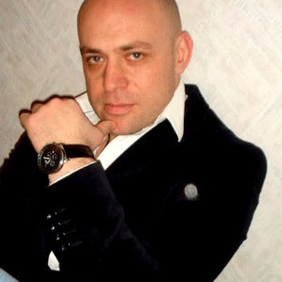 Alex May - Polygamy (Russian with English Subtitles)